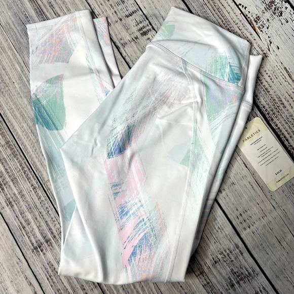 Fabletics High Waisted White & Pastel 7/8 Leggings Athletic MEDIUM - Picture 1 of 4